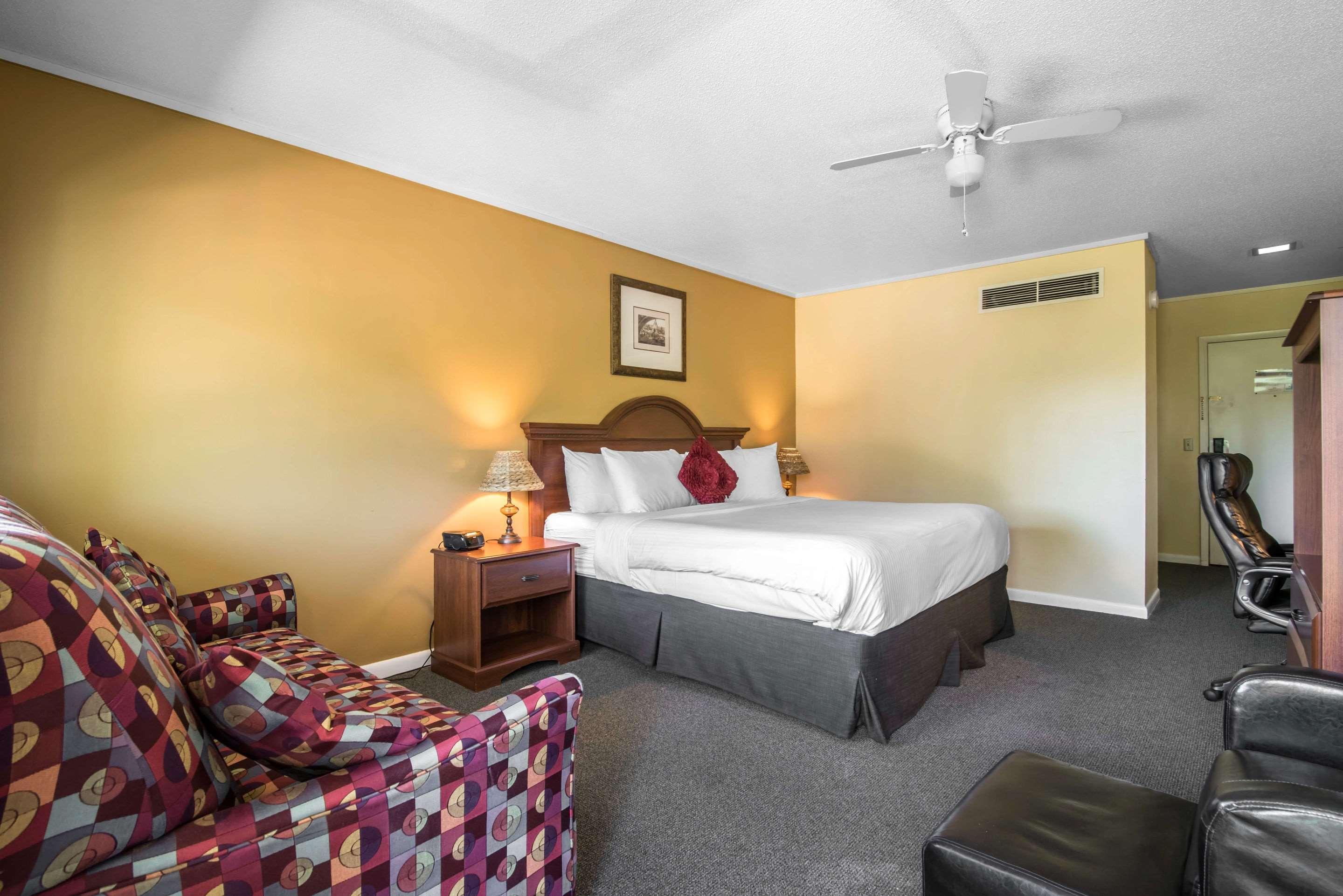 Tiltonlodge Inn & Suites Kültér fotó