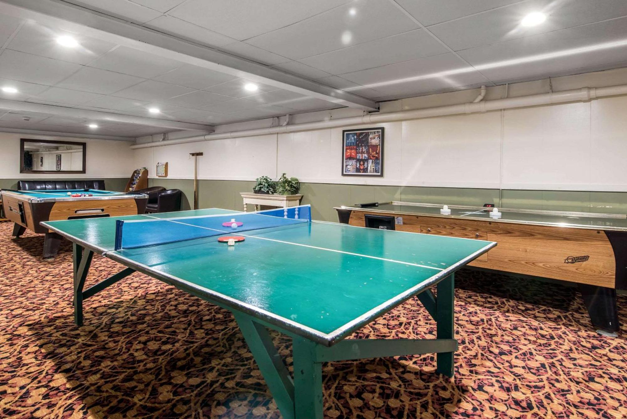 Tiltonlodge Inn & Suites Kültér fotó